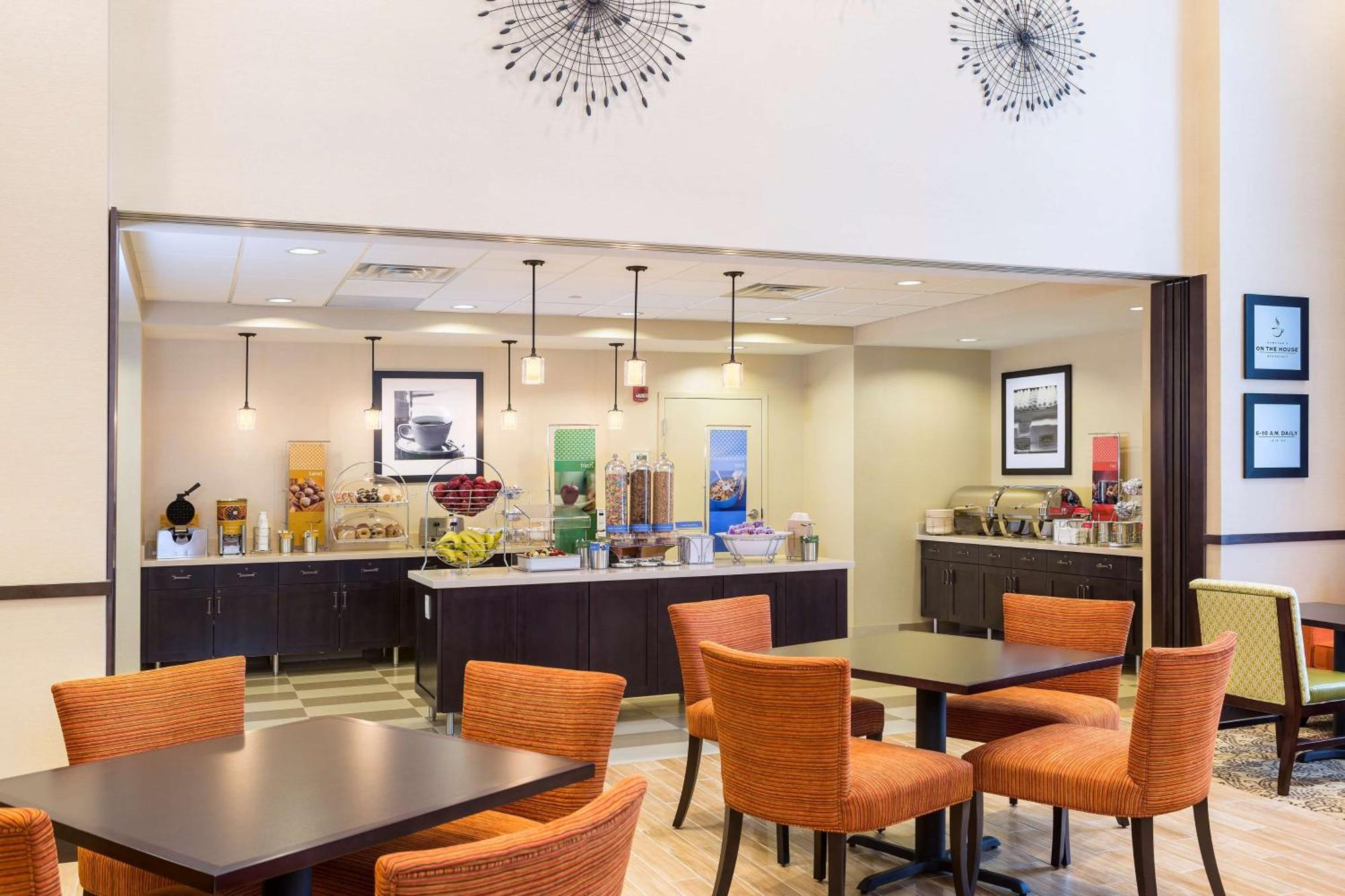 Hampton Inn & Suites Philadelphia Montgomeryville North Wales Buitenkant foto