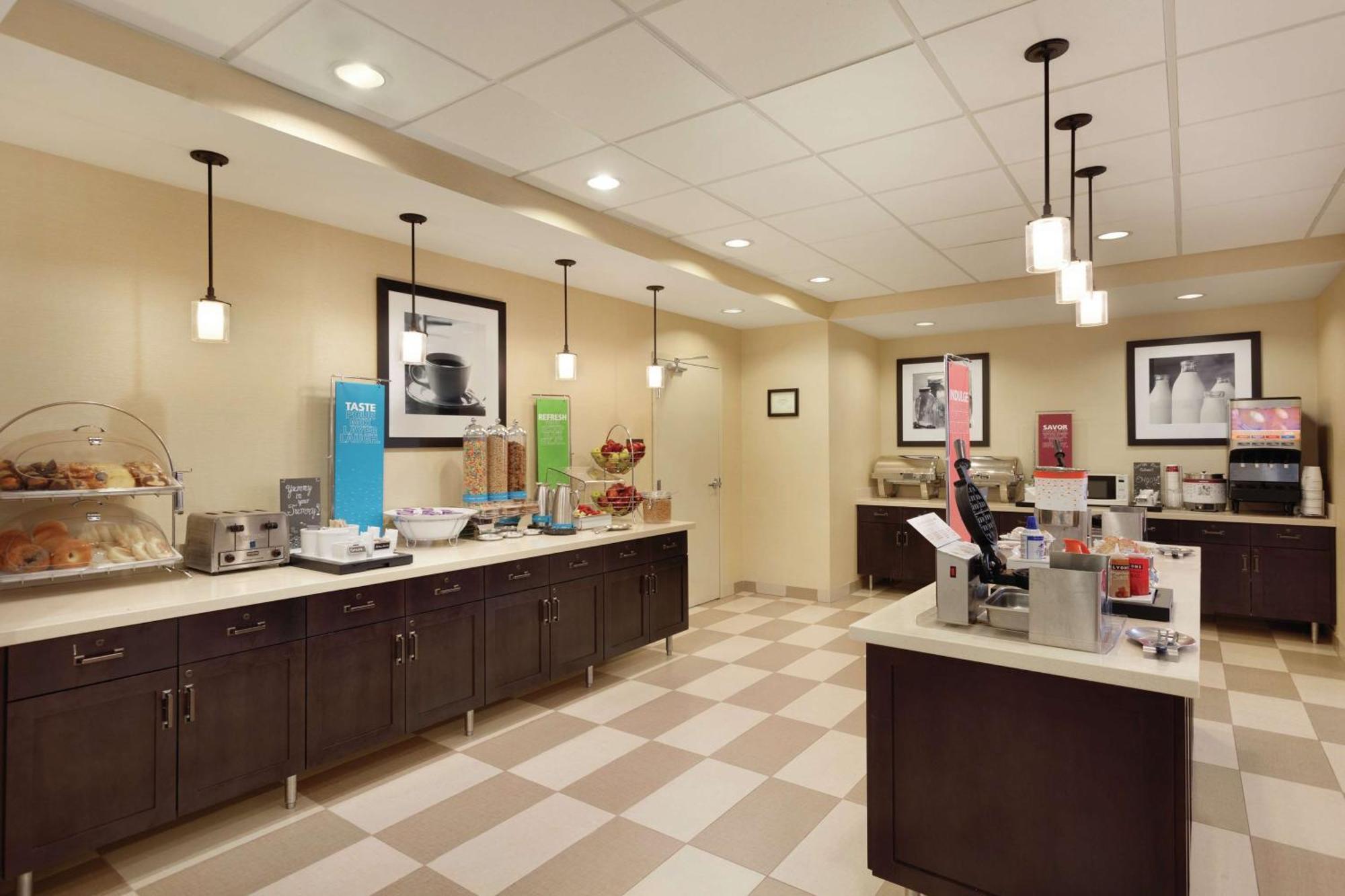 Hampton Inn & Suites Philadelphia Montgomeryville North Wales Buitenkant foto